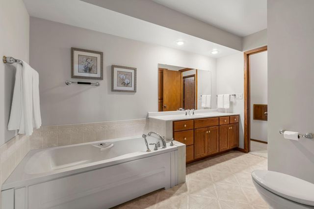 444 Maple Dell Road, Cambridge, MN 55008