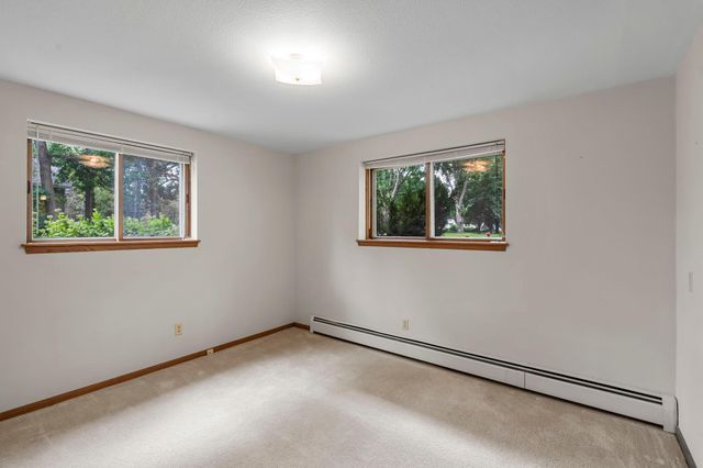 444 Maple Dell Road, Cambridge, MN 55008