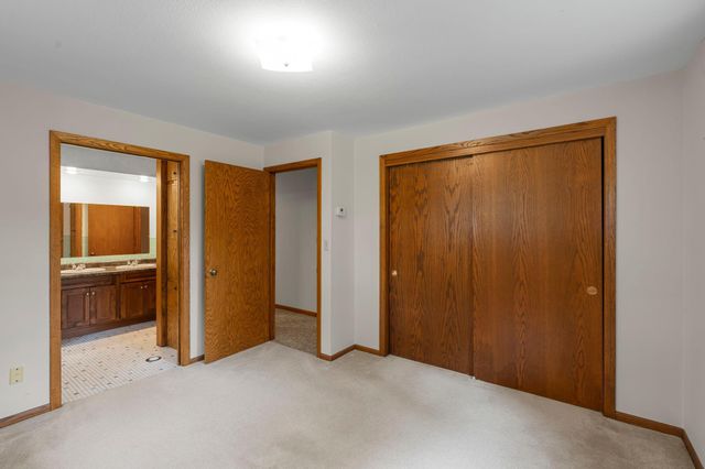 444 Maple Dell Road, Cambridge, MN 55008