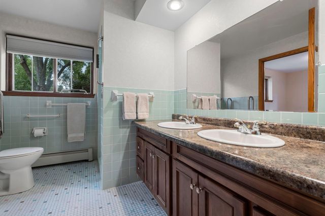 444 Maple Dell Road, Cambridge, MN 55008