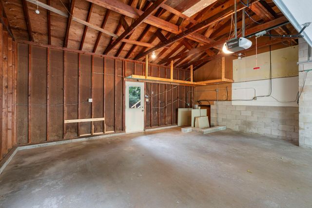 444 Maple Dell Road, Cambridge, MN 55008