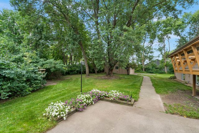444 Maple Dell Road, Cambridge, MN 55008