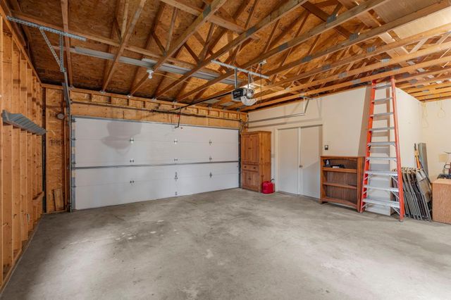 444 Maple Dell Road, Cambridge, MN 55008