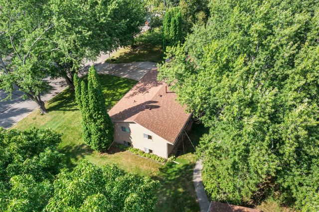 444 Maple Dell Road, Cambridge, MN 55008