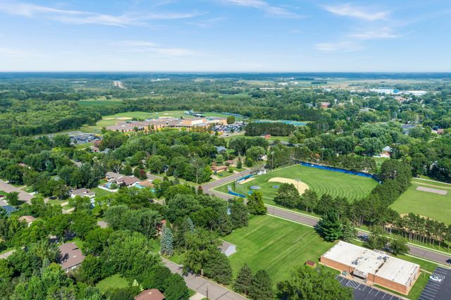 444 Maple Dell Road, Cambridge, MN 55008