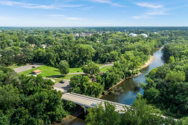 444 Maple Dell Road, Cambridge, MN 55008