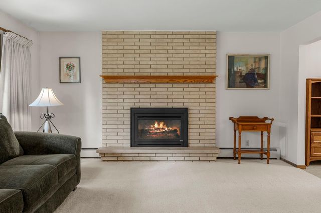 444 Maple Dell Road, Cambridge, MN 55008