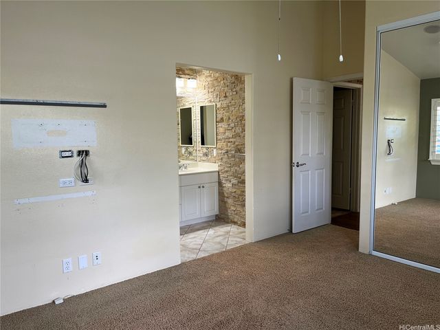92-6043 Nemo Street 24, Kapolei, HI 96707