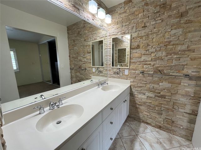 92-6043 Nemo Street 24, Kapolei, HI 96707