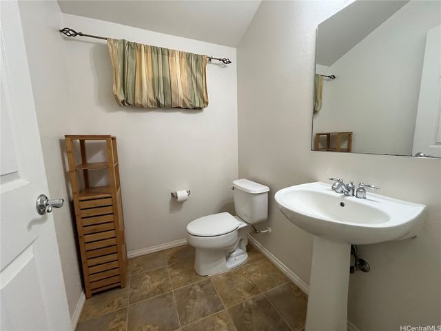 92-6043 Nemo Street 24, Kapolei, HI 96707