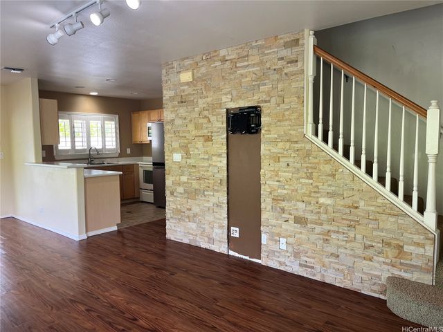92-6043 Nemo Street 24, Kapolei, HI 96707