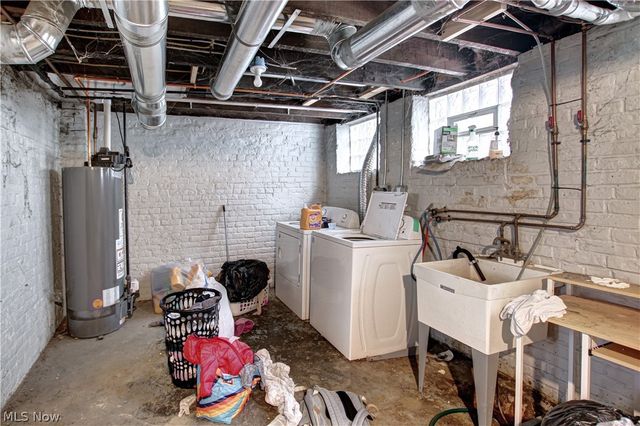 672 E 109th Street, Cleveland, OH 44108