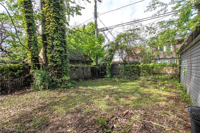 672 E 109th Street, Cleveland, OH 44108
