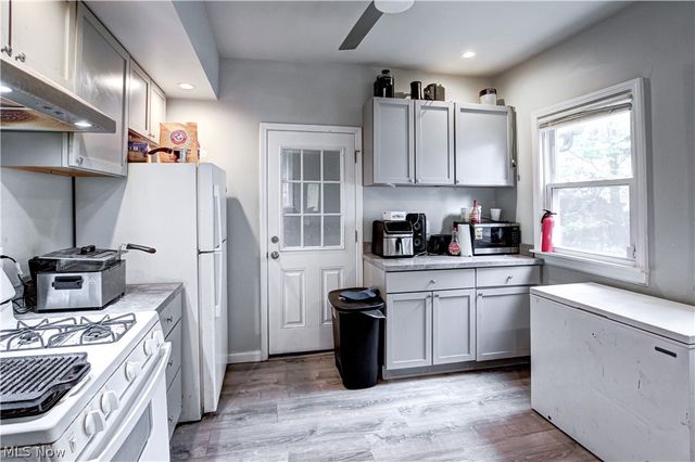 672 E 109th Street, Cleveland, OH 44108