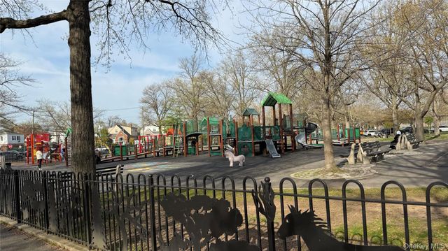 50-27 192nd Street, Fresh Meadows, NY 11365