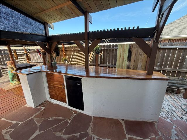 6713 Sudbury Dr, Corpus Christi, TX 78414