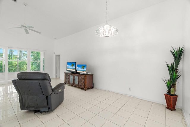 7313 SE Seagate Lane, Stuart, FL 34997