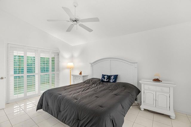 7313 SE Seagate Lane, Stuart, FL 34997