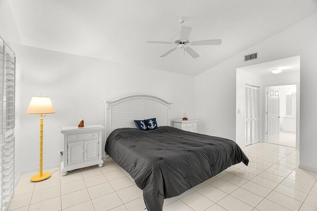 7313 SE Seagate Lane, Stuart, FL 34997