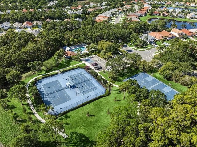 7313 SE Seagate Lane, Stuart, FL 34997