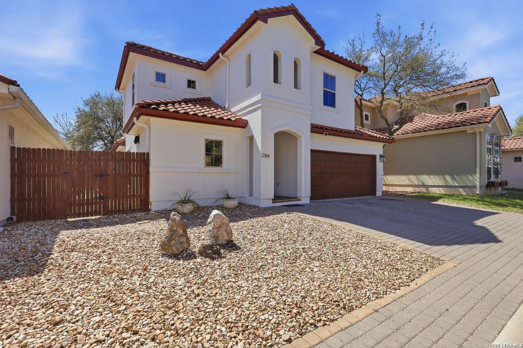 2764 Del Pilar, San Antonio, TX 78232