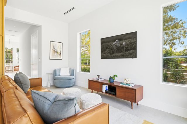 785 Park Place, West Palm Beach, FL 33401