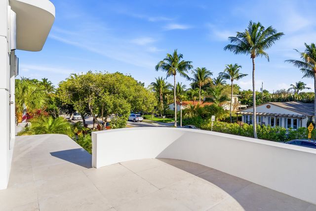 785 Park Place, West Palm Beach, FL 33401