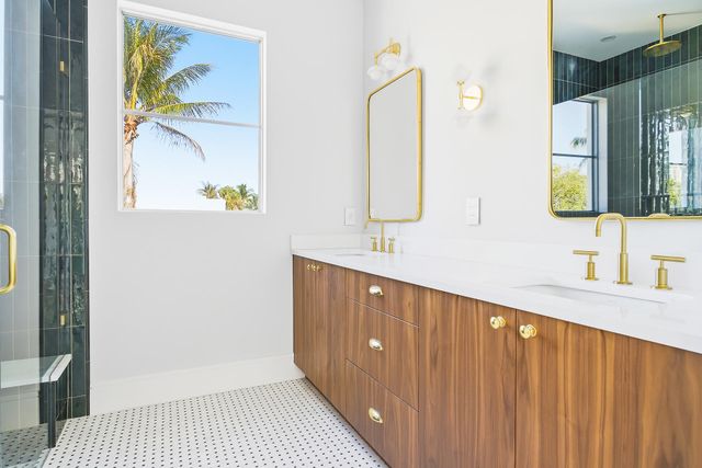 785 Park Place, West Palm Beach, FL 33401