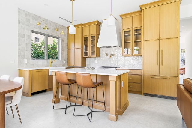 785 Park Place, West Palm Beach, FL 33401