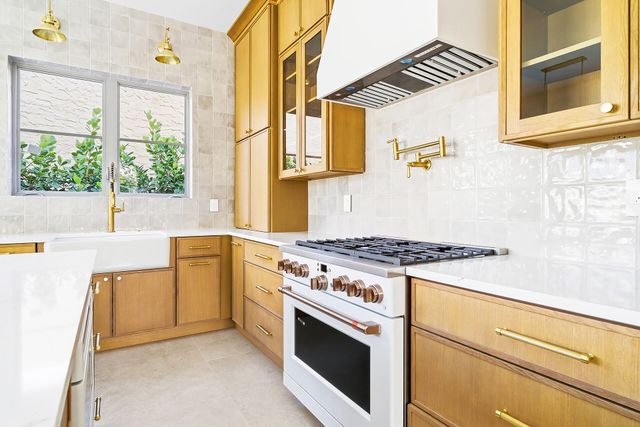 785 Park Place, West Palm Beach, FL 33401