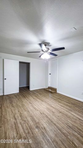 1855 Thomas Drive, Las Cruces, NM 88011