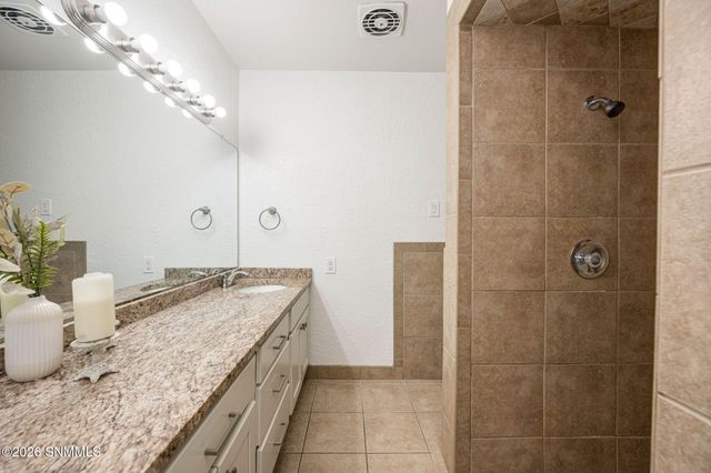 1855 Thomas Drive, Las Cruces, NM 88011