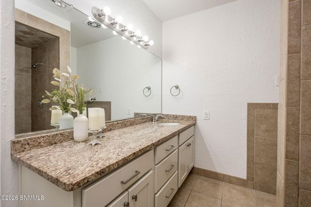 1855 Thomas Drive, Las Cruces, NM 88011