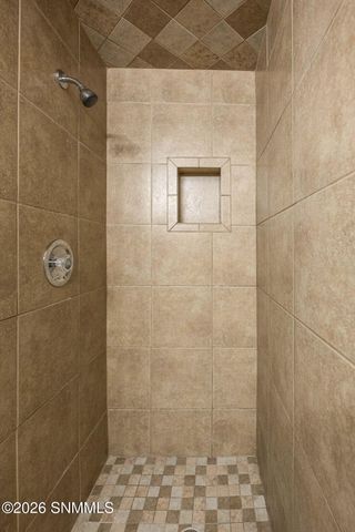 1855 Thomas Drive, Las Cruces, NM 88011