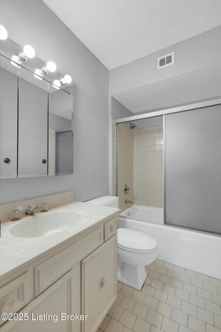 5100 U.S. 42 222, Louisville, KY 40241