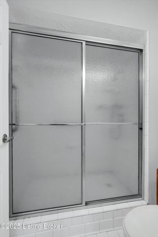 5100 U.S. 42 222, Louisville, KY 40241