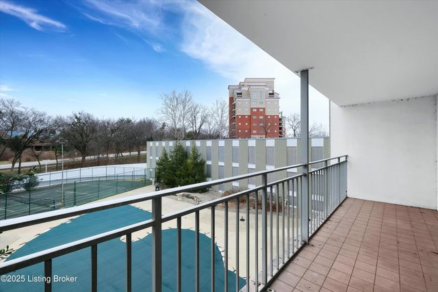 5100 U.S. 42 222, Louisville, KY 40241