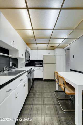 5100 U.S. 42 222, Louisville, KY 40241