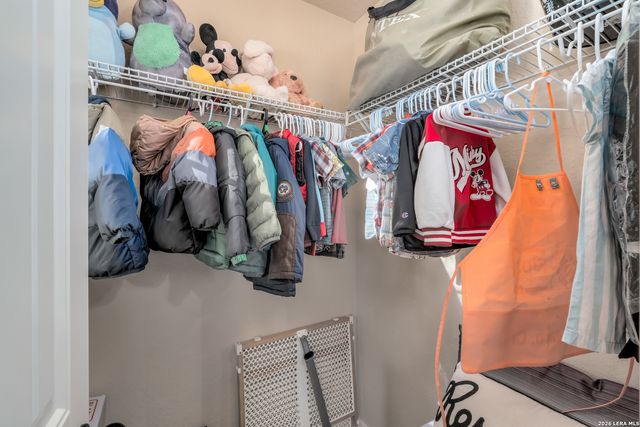 11331 Massive Mt, Helotes, TX 78023