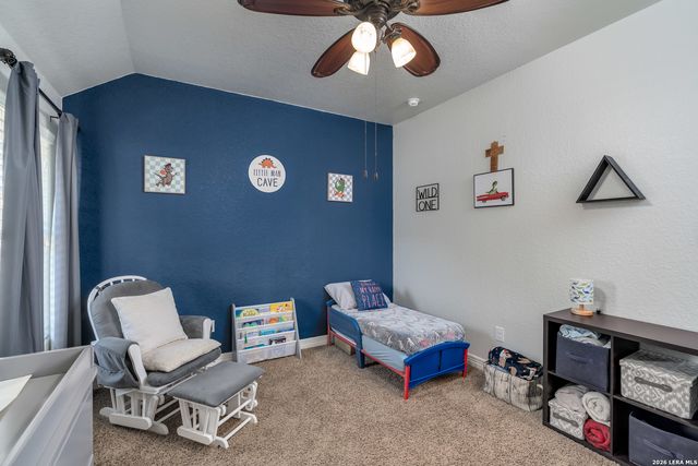 11331 Massive Mt, Helotes, TX 78023