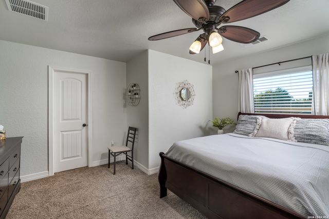 11331 Massive Mt, Helotes, TX 78023