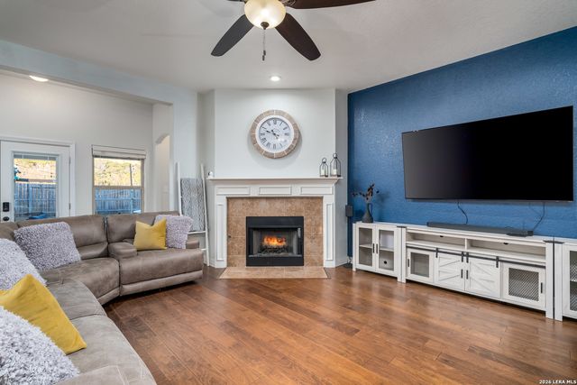 11331 Massive Mt, Helotes, TX 78023