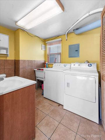 3318 Tulip Drive, Hazel Crest, IL 60429