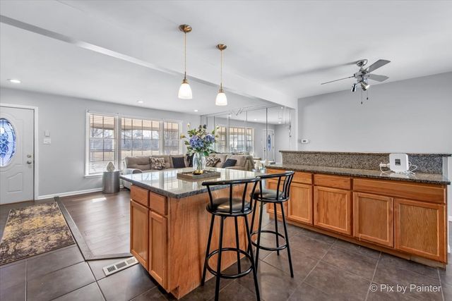 3318 Tulip Drive, Hazel Crest, IL 60429