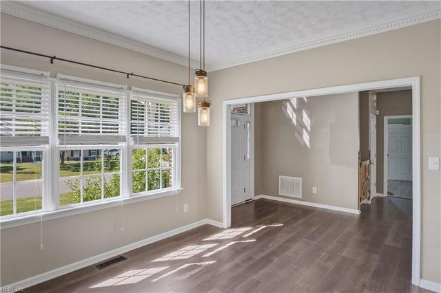 200 Keswick PL, Smithfield, VA 23430