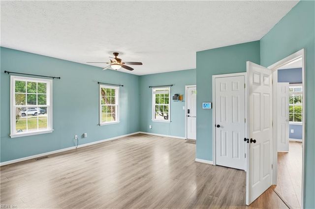 200 Keswick PL, Smithfield, VA 23430
