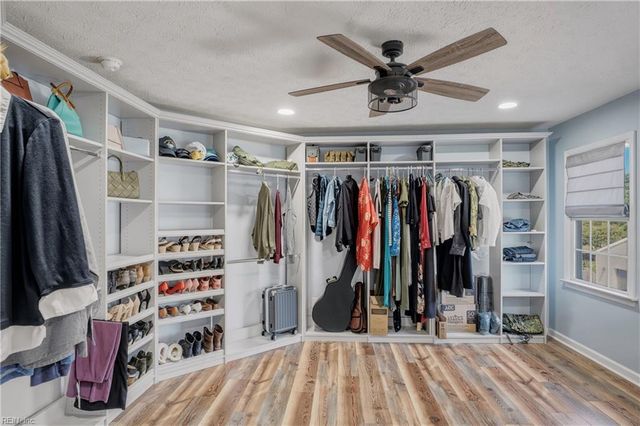 200 Keswick PL, Smithfield, VA 23430