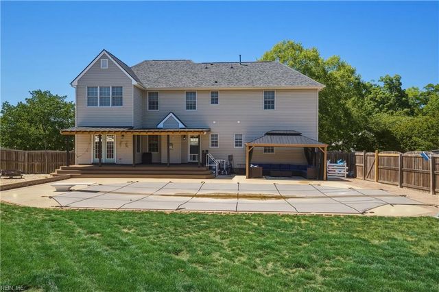 200 Keswick PL, Smithfield, VA 23430