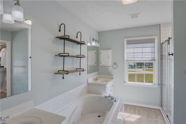 200 Keswick PL, Smithfield, VA 23430