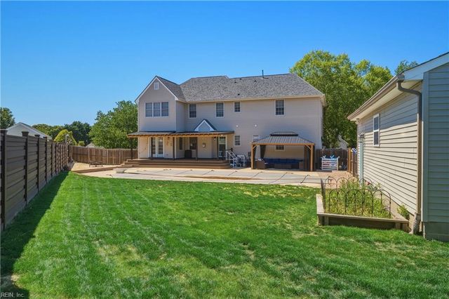 200 Keswick PL, Smithfield, VA 23430